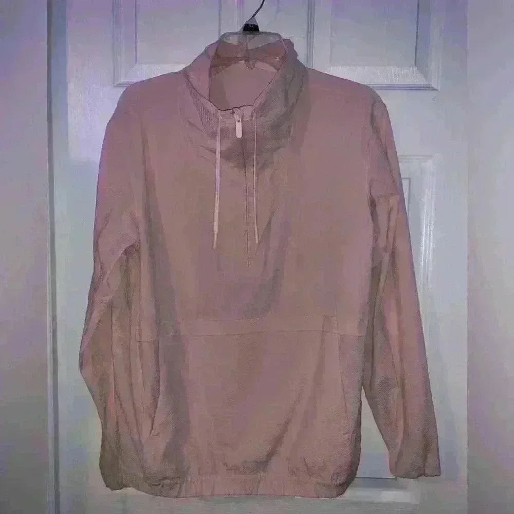 LULULEMON PINK SIZE 8